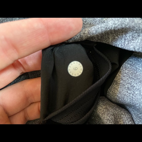 lululemon on the fly pants luxtreme - Picture 4 of 4